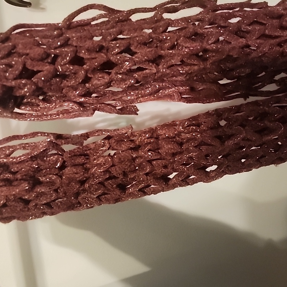2b bebe Crochet Open Weave infinity Scarf